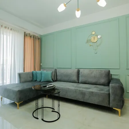 Miku Apartment-elegant 1bd At Olympic * טיראנה