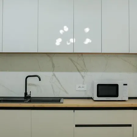 Miku Apartment-elegant 1bd At Olympic *