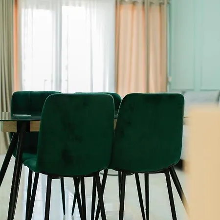 Daire Miku Apartment-elegant 1bd At Olympic