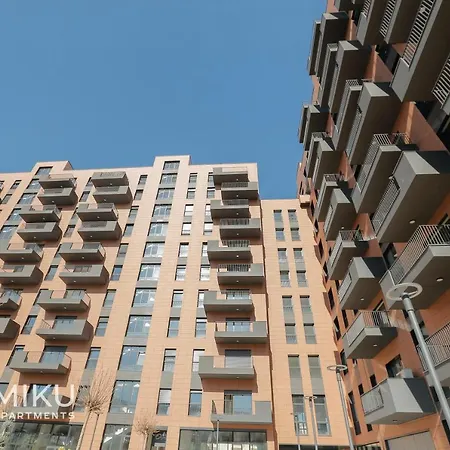 Miku Apartment-elegant 1bd At Olympic Tiran