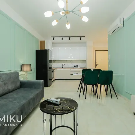 Daire Miku Apartment-elegant 1bd At Olympic
